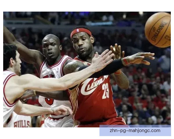 萨德伯里对阵詹姆斯敦精彩对决回顾及比赛关键表现分析